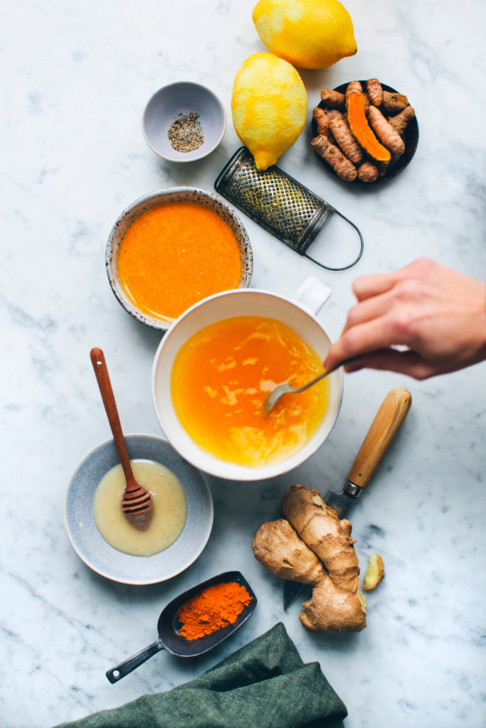 The Powerful Benefits of Lemon Ginger Turmeric Honey: Nature’s Golden Wellness Blend